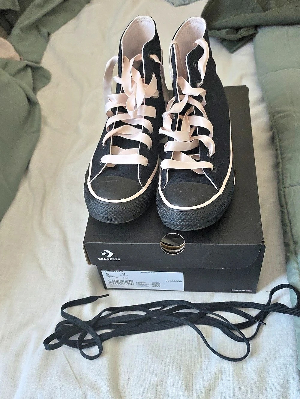 Converse Chuck Taylor All Star Lift Platform Bows Sneakers Black & White US 8